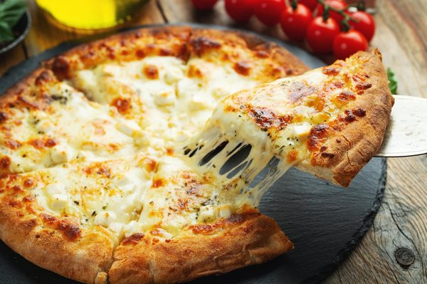 La pâte parfaite: Secrets et astuces pour une Pizza maison réussie